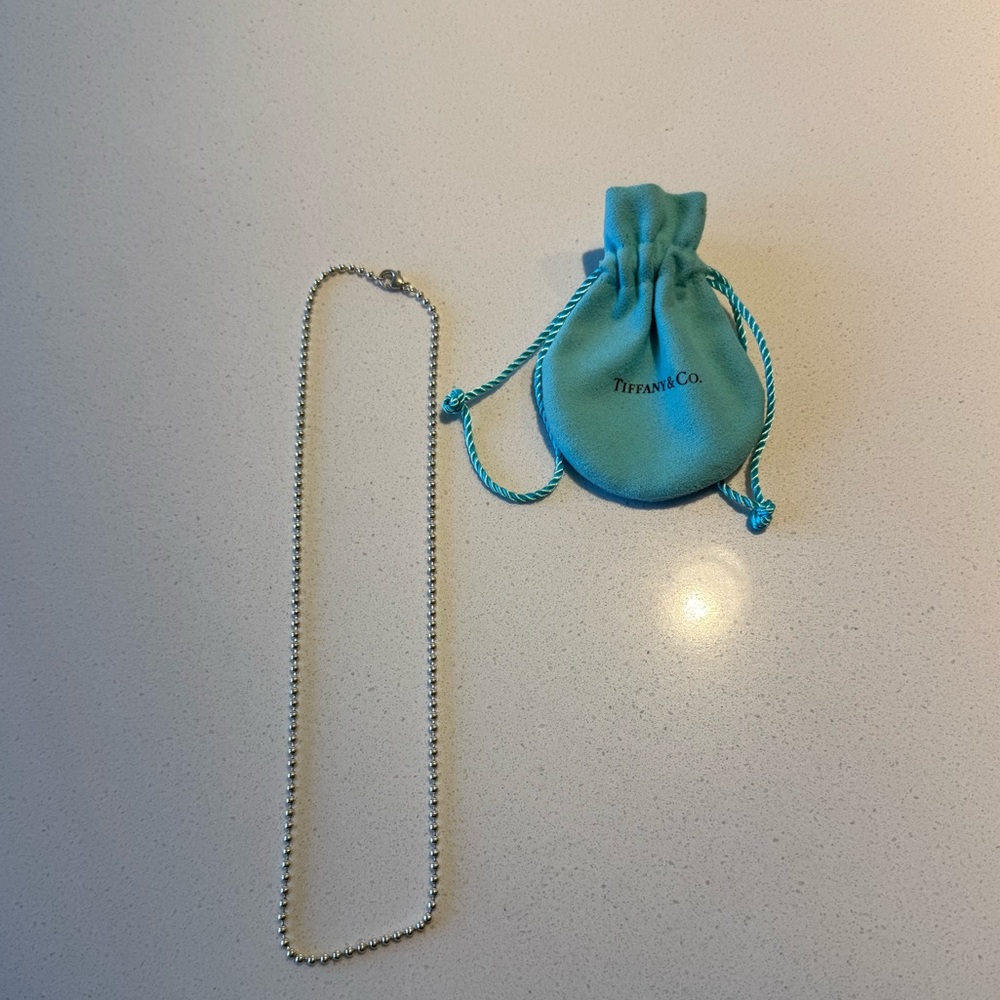 Tiffany & Co. Beaded chain necklaces with pouch